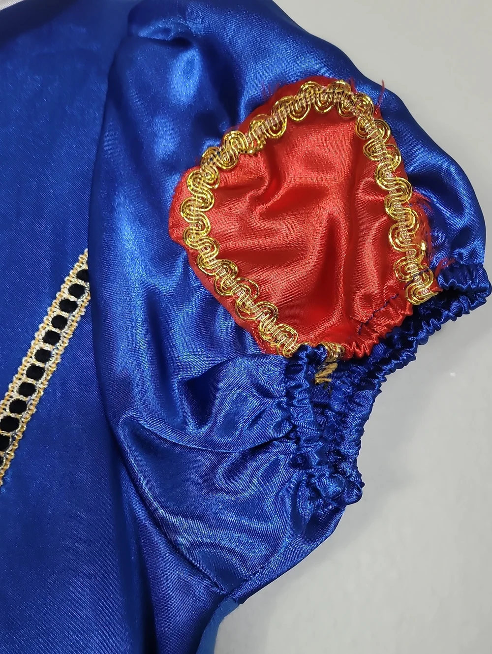 Disney Snow White Costume Dress Girls Size 150 / 10-12 Halloween Dress Up